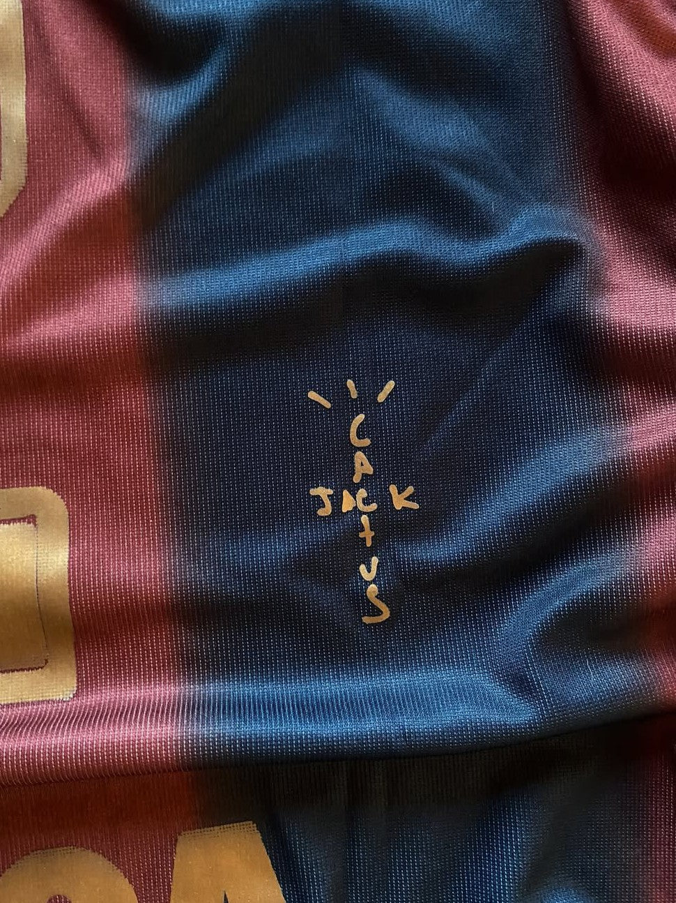 Retro Travis Scott x Barca